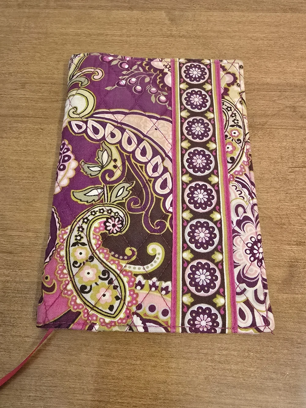 Vera Bradley Very BERRY  Paisley Quilted E-reader,kindle, NOOK, Cover